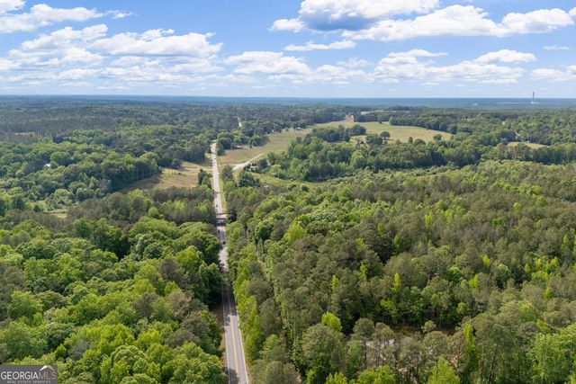 20 Clark Hill Road, Newnan, GA 30263