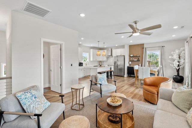 717 9th Ave. S, North Myrtle Beach, SC 29582