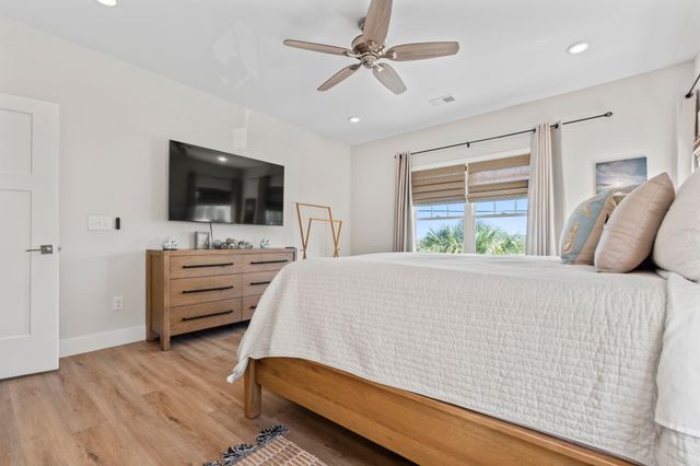 717 9th Ave. S, North Myrtle Beach, SC 29582