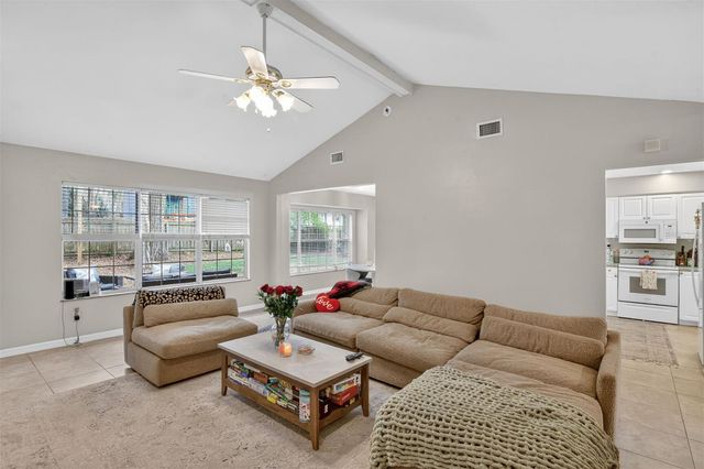 305 NW 28TH STREET, Gainesville, FL 32607