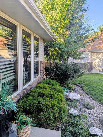 6111 Tennyson Circle, Lincoln, NE 68516
