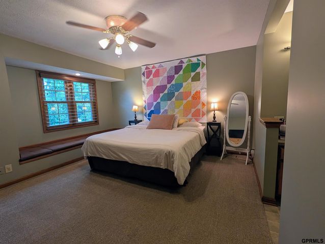 6111 Tennyson Circle, Lincoln, NE 68516