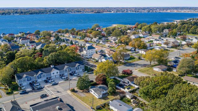 46 Brock Ave, New Bedford, MA 02744