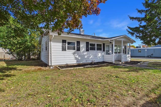46 Brock Ave, New Bedford, MA 02744