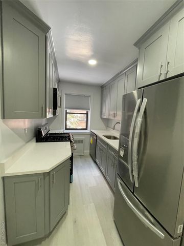 118-60 METROPOLITAN Avenue 2 I, Kew Gardens, NY 11415