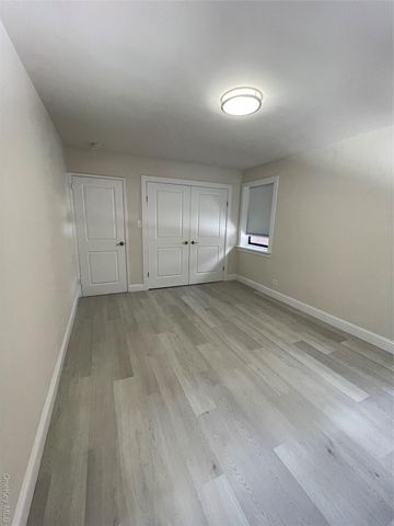 118-60 METROPOLITAN Avenue 2 I, Kew Gardens, NY 11415