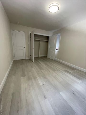 118-60 METROPOLITAN Avenue 2 I, Kew Gardens, NY 11415