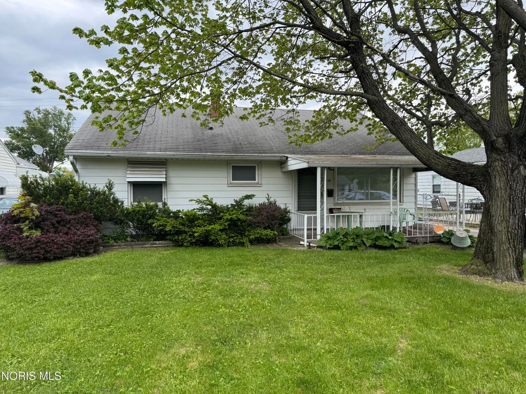 425 Southview Drive, Toledo, OH 43609