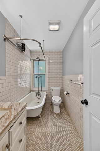 2018 Jefferson Avenue, Midland, MI 48640