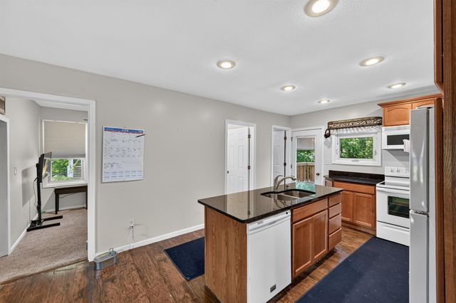 2018 Jefferson Avenue, Midland, MI 48640