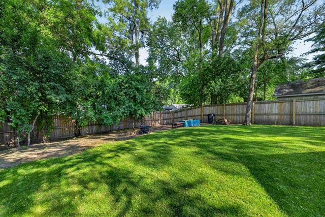 2018 Jefferson Avenue, Midland, MI 48640