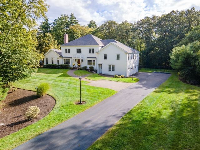 19 Skyview Lane, Sudbury, MA 01776