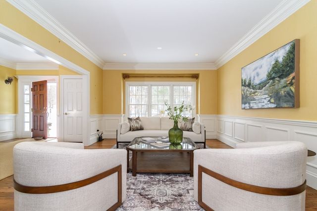 19 Skyview Lane, Sudbury, MA 01776