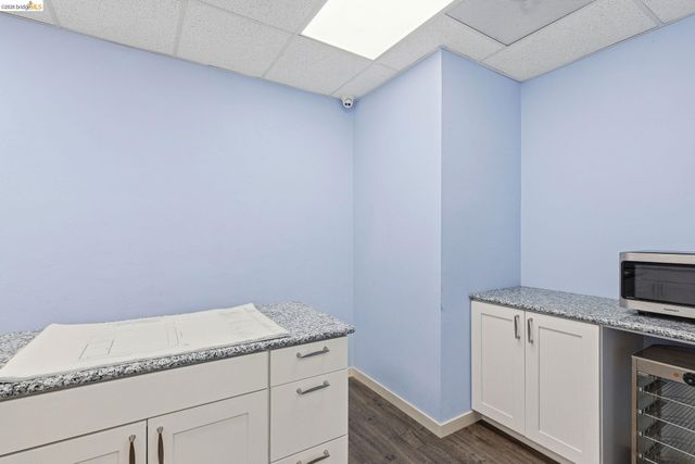 869 WOODSIDE WAY, San Mateo, CA 94401