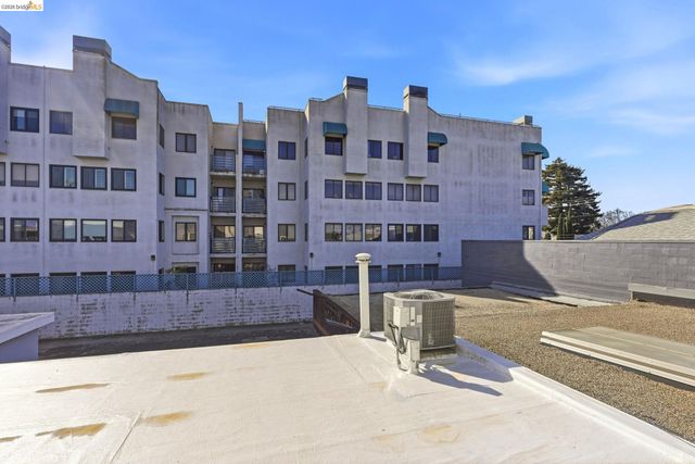 869 WOODSIDE WAY, San Mateo, CA 94401