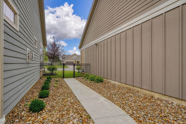 163 Daymark Drive, Delaware, OH 43015