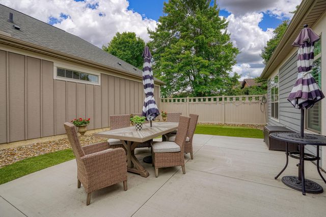 163 Daymark Drive, Delaware, OH 43015