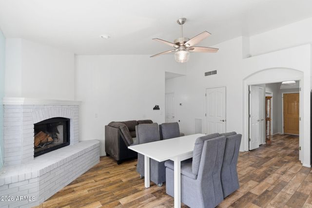 823 N HILL Circle, Mesa, AZ 85203