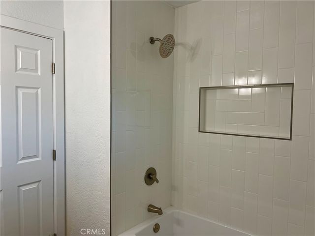42944 Beau Ville Court, Lancaster, CA 93536
