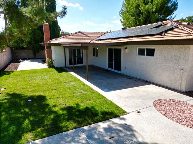 42944 Beau Ville Court, Lancaster, CA 93536