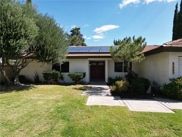 42944 Beau Ville Court, Lancaster, CA 93536