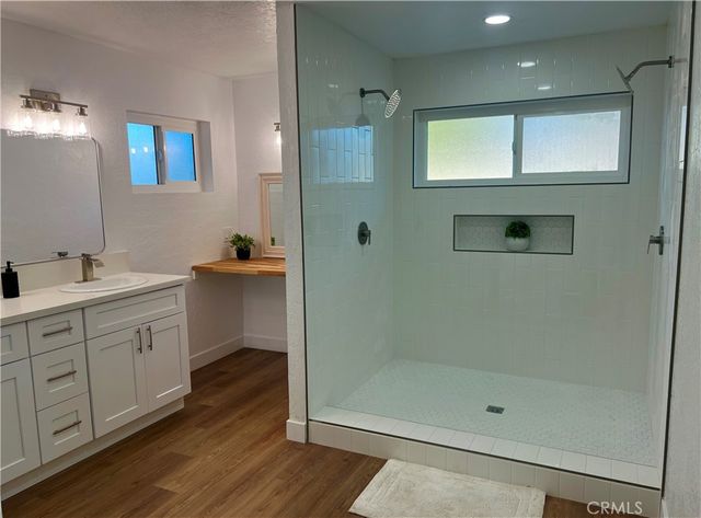42944 Beau Ville Court, Lancaster, CA 93536