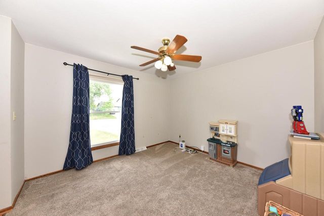 W165N10648 Wagon TRAIL, Germantown, WI 53022