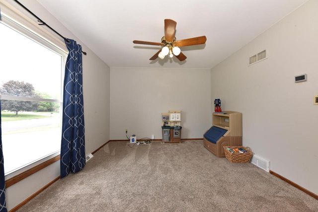 W165N10648 Wagon TRAIL, Germantown, WI 53022