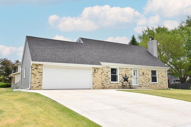 W165N10648 Wagon TRAIL, Germantown, WI 53022