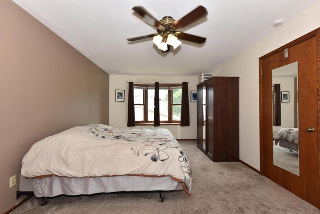 W165N10648 Wagon TRAIL, Germantown, WI 53022