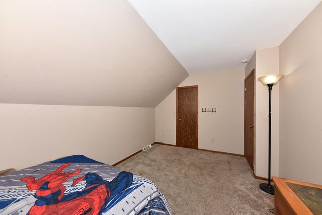 W165N10648 Wagon TRAIL, Germantown, WI 53022