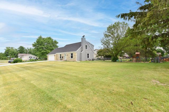 W165N10648 Wagon TRAIL, Germantown, WI 53022