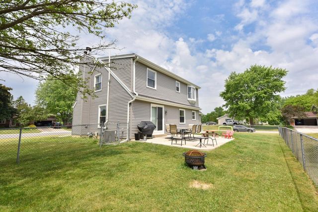 W165N10648 Wagon TRAIL, Germantown, WI 53022