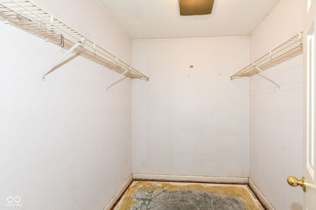 6211 Glen Flint Court, Indianapolis, IN 46254