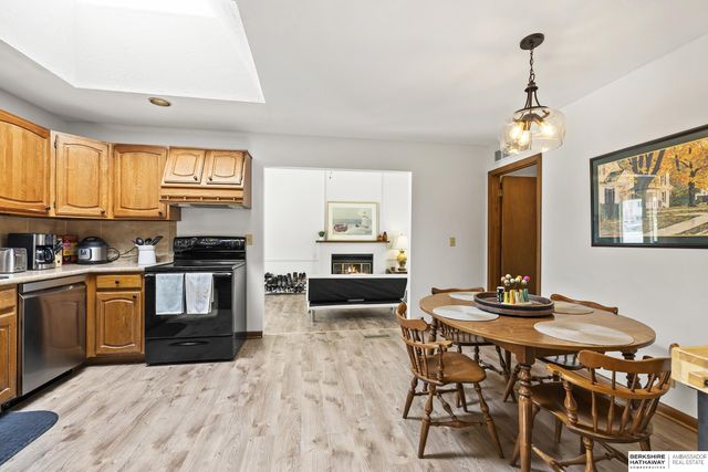 3809 S 56th Street, Lincoln, NE 68506