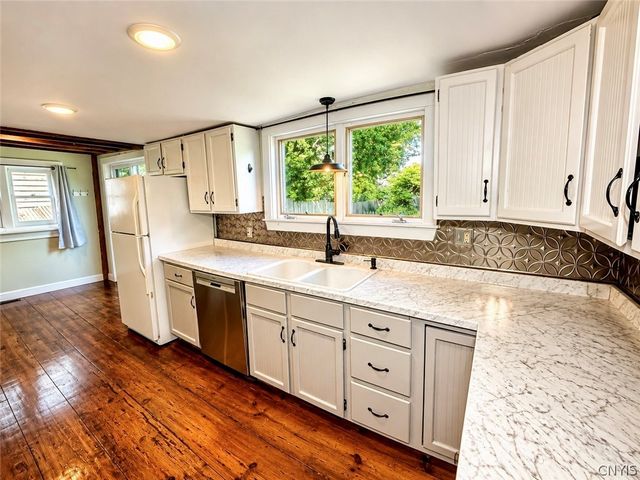 40 Sullivan Street, Cazenovia, NY 13035