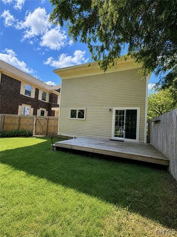 40 Sullivan Street, Cazenovia, NY 13035