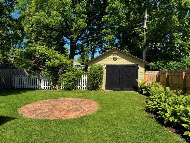 40 Sullivan Street, Cazenovia, NY 13035