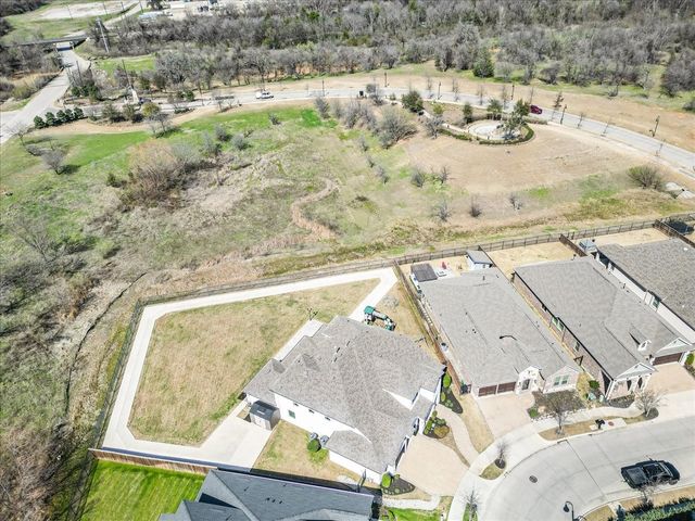 1403 Lone Eagle Way, Arlington, TX 76005