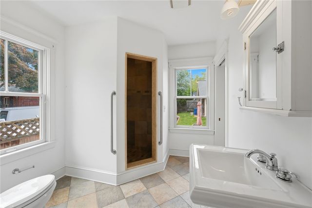 21 Elm Street, Newport, RI 02840