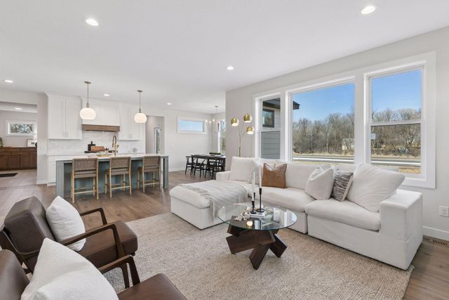 18505 Jabiru Path, Lakeville, MN 55044