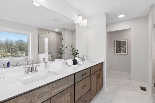 18505 Jabiru Path, Lakeville, MN 55044