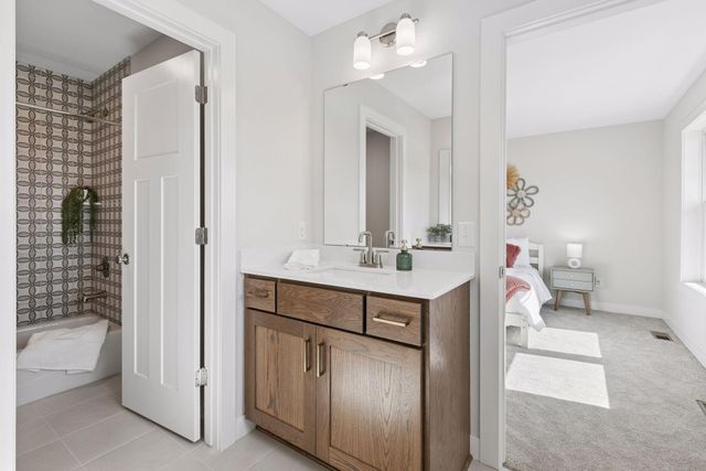 18505 Jabiru Path, Lakeville, MN 55044