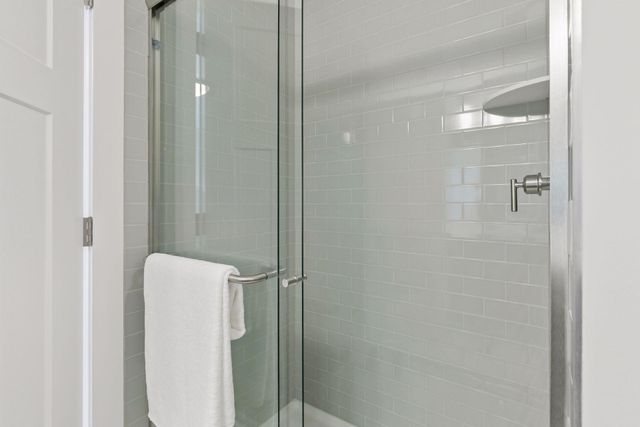 18505 Jabiru Path, Lakeville, MN 55044