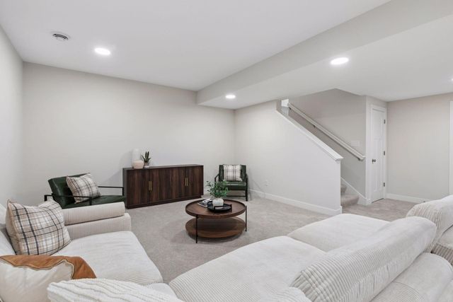 18505 Jabiru Path, Lakeville, MN 55044