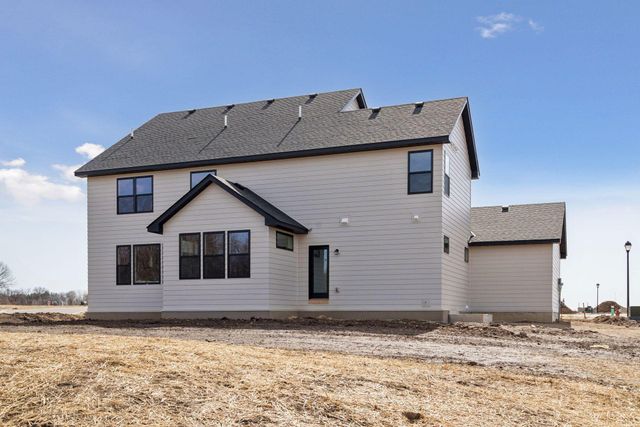 18505 Jabiru Path, Lakeville, MN 55044