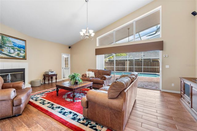 8746 TANTALLON CIRCLE, Tampa, FL 33647