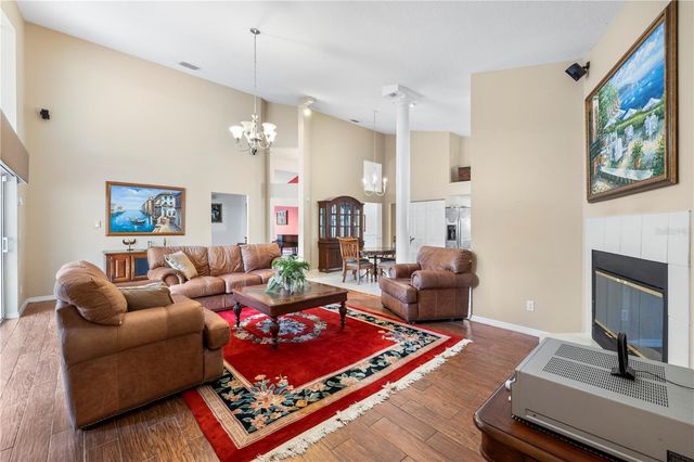 8746 TANTALLON CIRCLE, Tampa, FL 33647