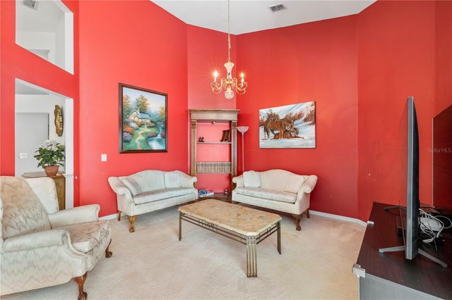 8746 TANTALLON CIRCLE, Tampa, FL 33647