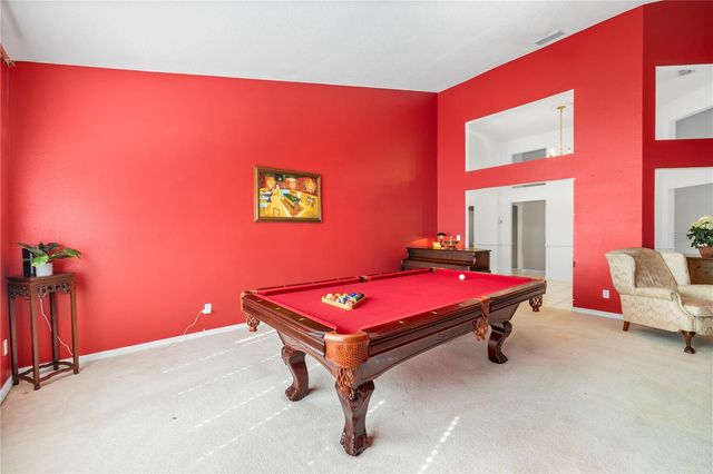 8746 TANTALLON CIRCLE, Tampa, FL 33647